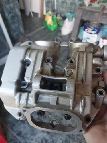 TAMPA CABEÇOTE TENERE 600