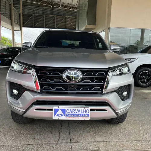Toyota Hilux SW4 SRX 4X4 2.8 TDI 16V Dies. Aut. 2024