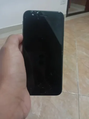 Iphone 8 todo original,nunca aberto vendo ou troco.