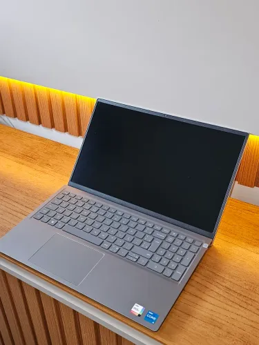 DELL INSPIRON 15 5510 ? NOTEBOOK PREMIUM, MUITO ACIMA DOS MODELOS COMUNS