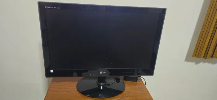 Monitor LG 22" Flatron