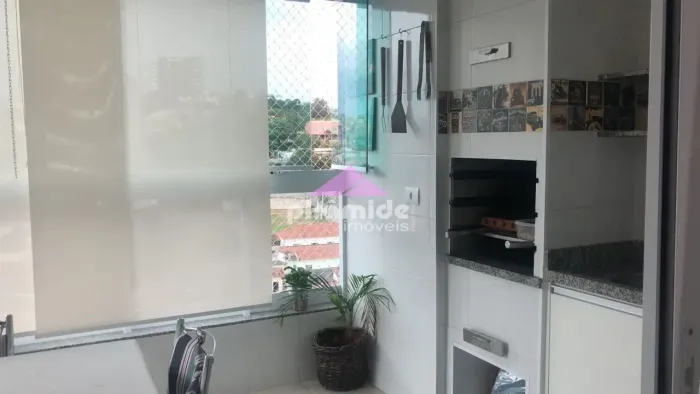 Apartamento com 3 dormitórios à venda, 93 m² por R$ 650.000,00 - Centro - Jacareí/SP