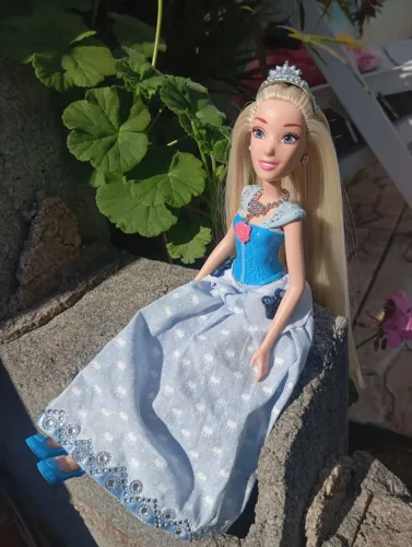 Boneca Cinderela e Ashlynn Ever after high