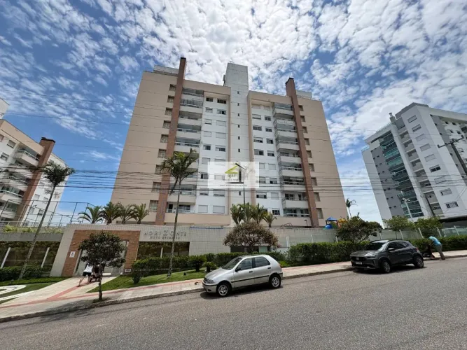 Lindo apartamento de 2 quartos com sacada gourmet e vista para o mar no Estreito