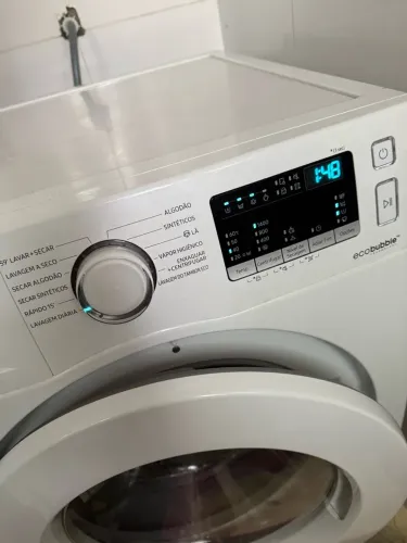Máquina lava e seca Samsung ecobubble 1 ano e meio de uso