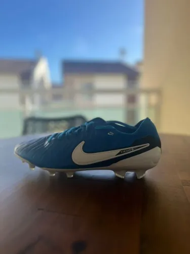 CHUTEIRA NIKE TIEMPO CAMPO PROFISSIONAL