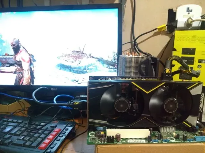 Placa de vídeo rx 5600xt Asrock dual fan 6gb