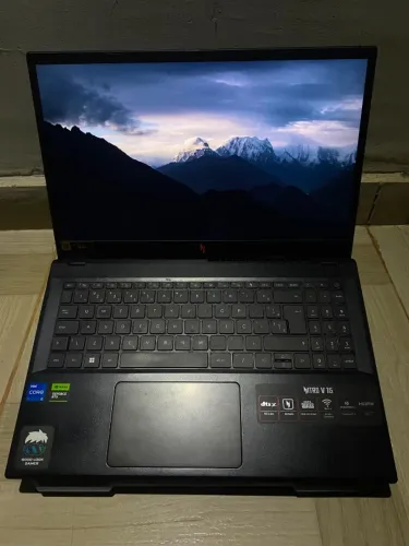 NOTEBOOK ACER NITRO V15 com Suporte 