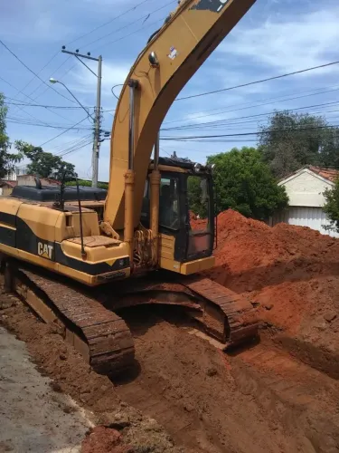 CAT 320B ano 1999