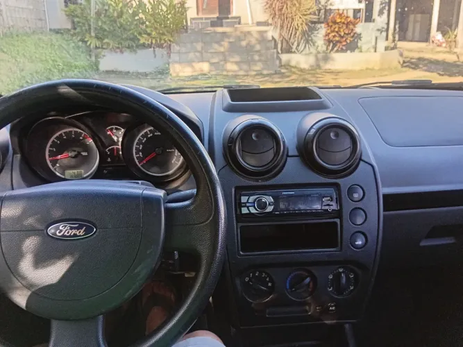 Ford Fiesta 1.0 8V Flex/class 1.0 8V Flex 5P 2013