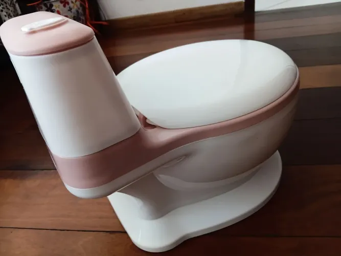 Troninho Assento Infantil- Pouco usado