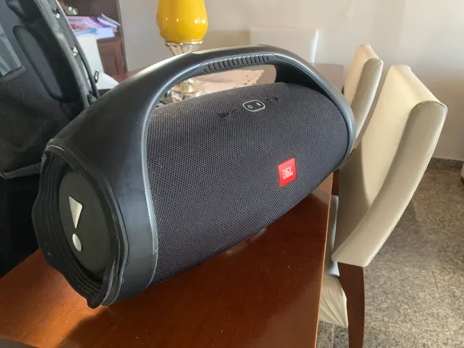 Jbl bombox 2