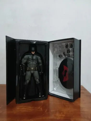 Figura Batman (Batman v Superman) Fondjoy 1/9