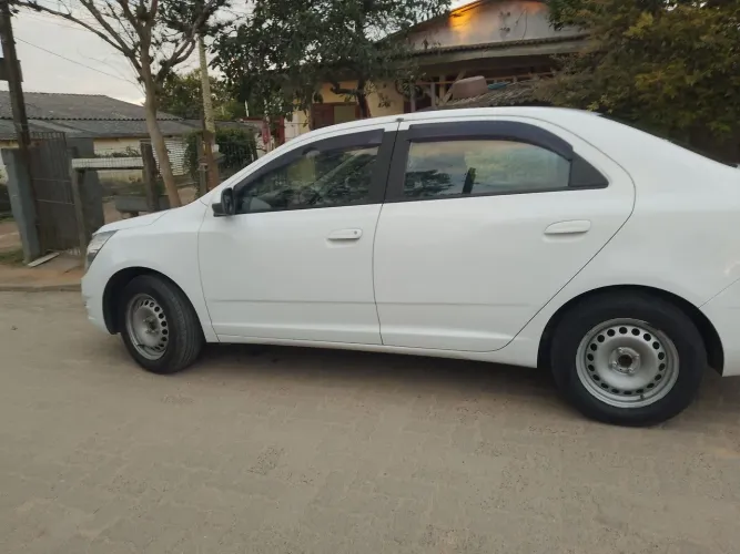 Chevrolet Cobalt LT 1.8 8V Econo.flex 4P Mec. 2015