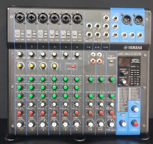 Mesa de som Yamaha MG12XUK 