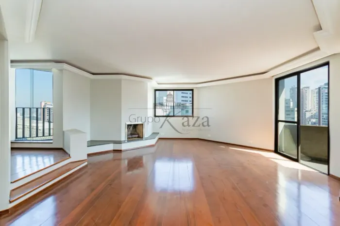 Oportunidade - Apartamento - Paraíso - 4 Dormitórios - 230m².