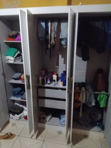 Guarda roupa