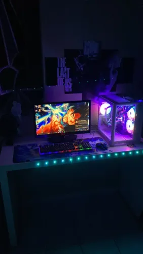 VENDO PC COM GABINETE RGB