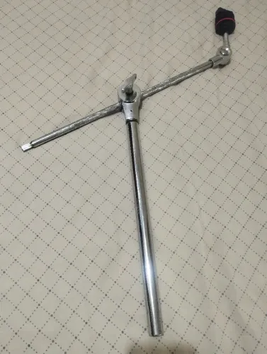 Pedestal extensor braço girafa p/ prato e clamp