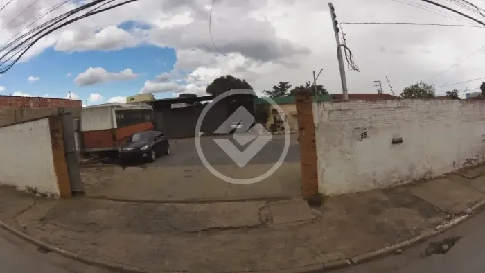 Imovel comercial terrejo com casa 1.296 m2 de terreno codigo: 335102