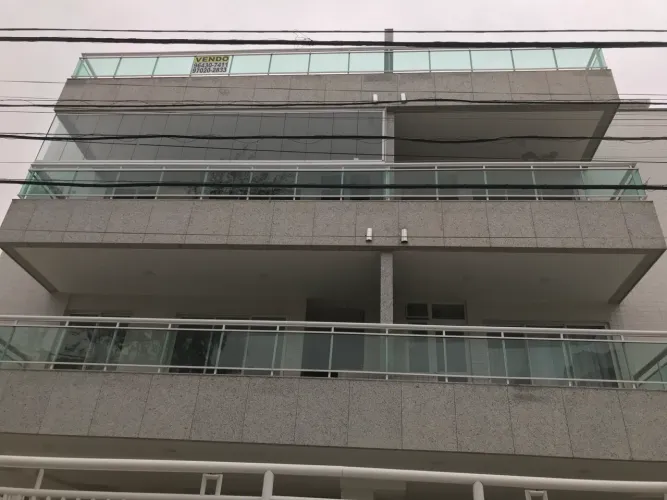 ALUGO APARTAMENTO RECREIO 200 METROS PRAIA