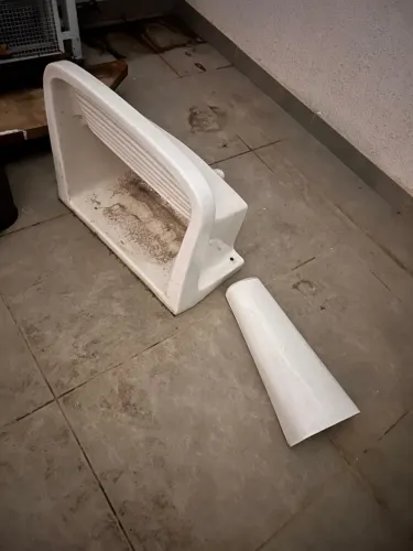 Tanque de louça grande Celite com coluna