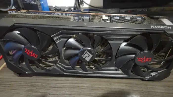 Placa de Vídeo Radeon RX 6900XT 16GB Powercoolor Red Devil Triple Fan
