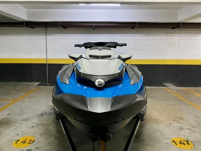 Jet ski GTX 155