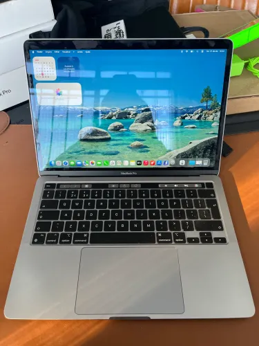 MacBook Pro 2020 - i5 - 16/512GB - touchbar 