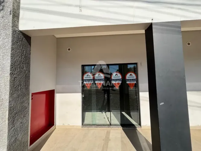 Loja na Avenida Visconde de Taunay!