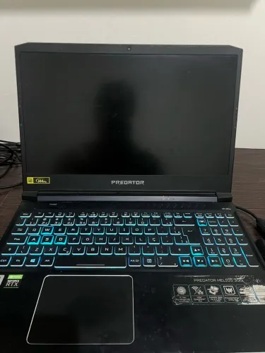 Notebook Acer Predator Helios 300 Com Avaria