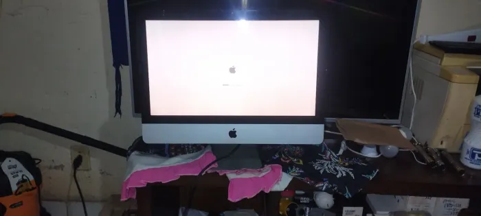 Apple I-MAC core i5 8 geração 8 gb de ram 500.gb HD