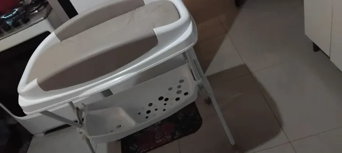 Banheira de bebe com trocador