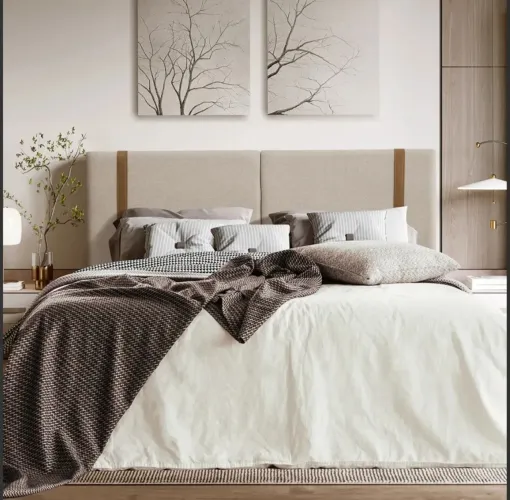 Cabeceira de cama alcochoada tecido linho e detalhe em couro ecológico marrom