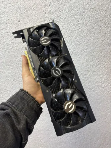 Placa de Vídeo RTX 3070 EVGA Usada - Excelente Estado( Faço envio)