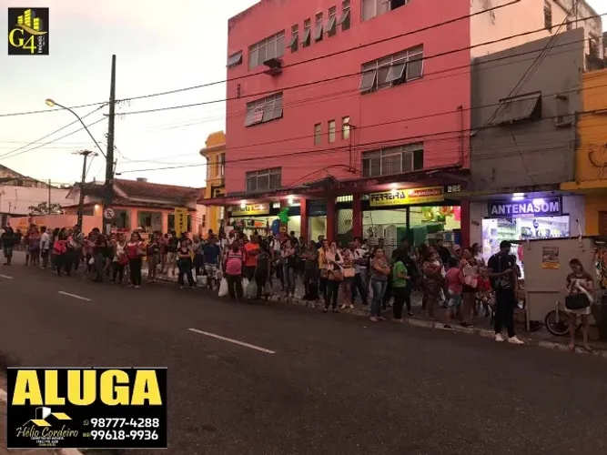 Ponto Comercial no Centro com 03 Pavimentos. (Subsolo, Loja e 1° andar)