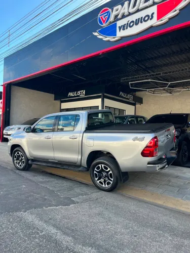 Toyota Hilux CD SRV 4X4 2.8 TDI Diesel Aut. 2021