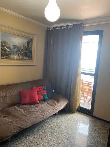Alugo Flat Mucuripe 2 quartos 3000 condomínio, tv e wifi,  incluso . *79