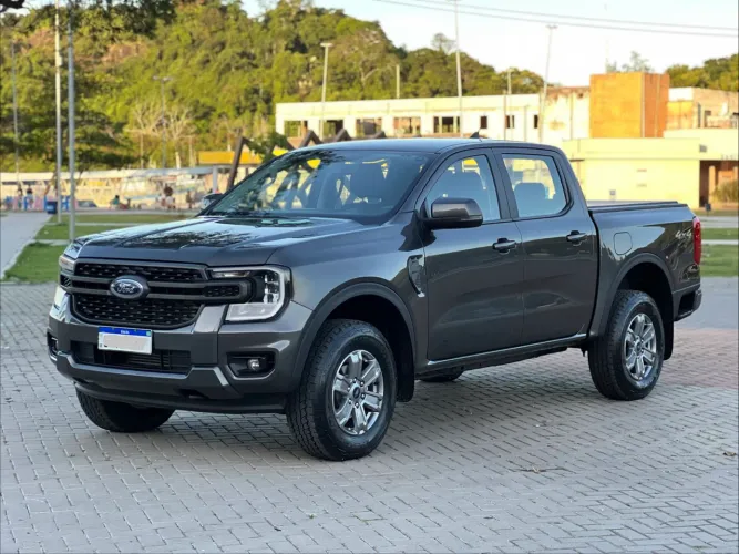 Ford Ranger XLS 2.0l 4X4 2025