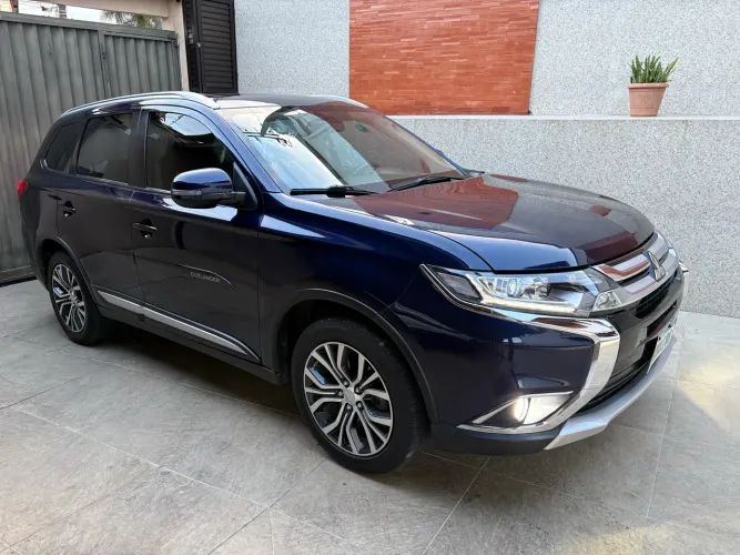 Mitsubishi Outlander Comfort 2.0 16V Aut. 2018