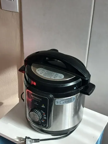Vendo panela elétrica 220v