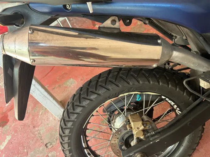 Escapamento xre300