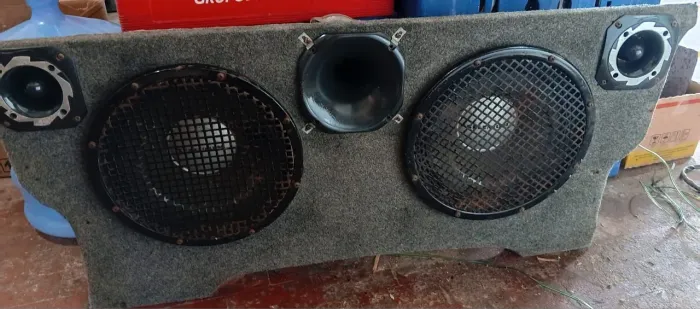 Vendo ou troco som pra carro 