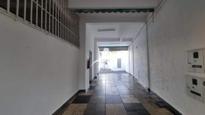 Casa Comercial para aluguel, 3 suítes, 3 vagas, Saraiva - Uberlândia/MG