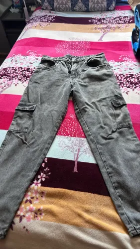 Calça mom cargo