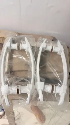 Vendo 2 puxadores para vidro