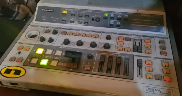 Mesa De Corte Vídeo Panasonic Wj-mx12 Digital (decoração)