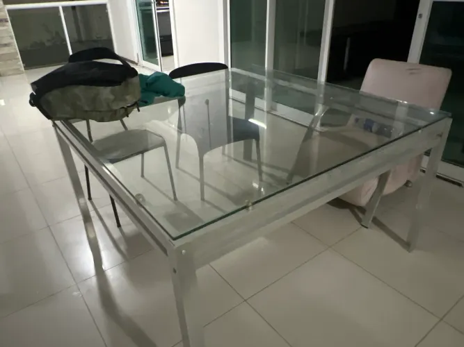 Mesa de vidro grande