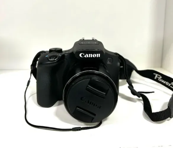 Canon PowerShot SX60 HS, zoom óptico 65x, estado de NOVA. OPORTUNIDADE RARA!