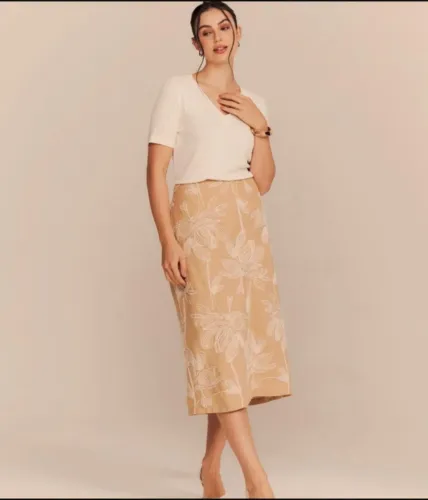 Kit com lote de roupa feminina (13)